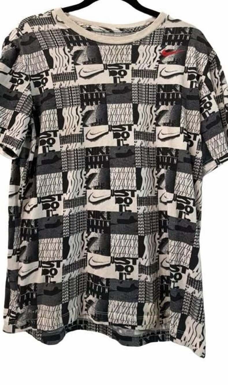 Nike Just Do It All Over Print T-Shirt Size M